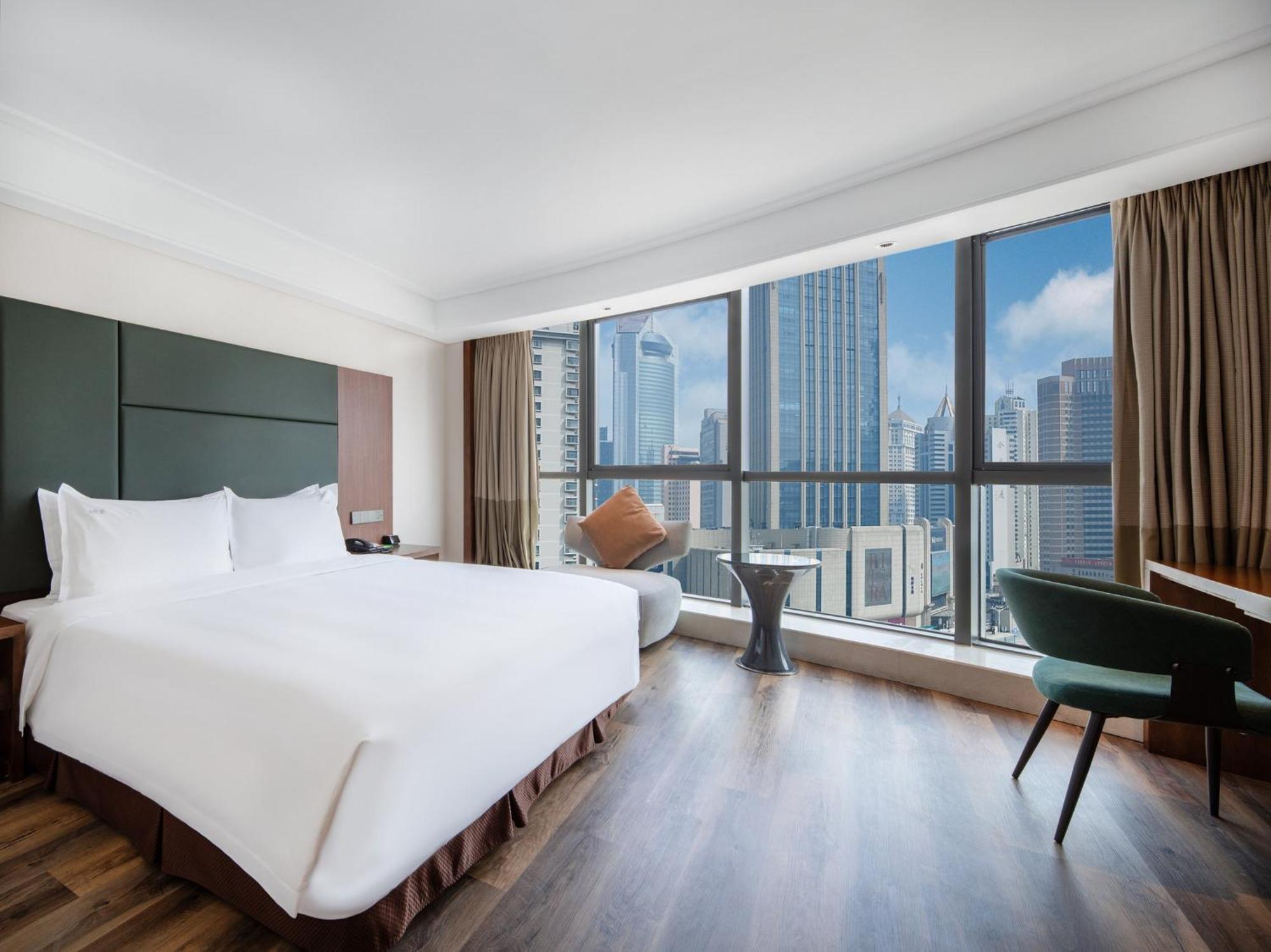 Holiday Inn Qingdao City Center By Ihg - May 4Th Square Esterno foto